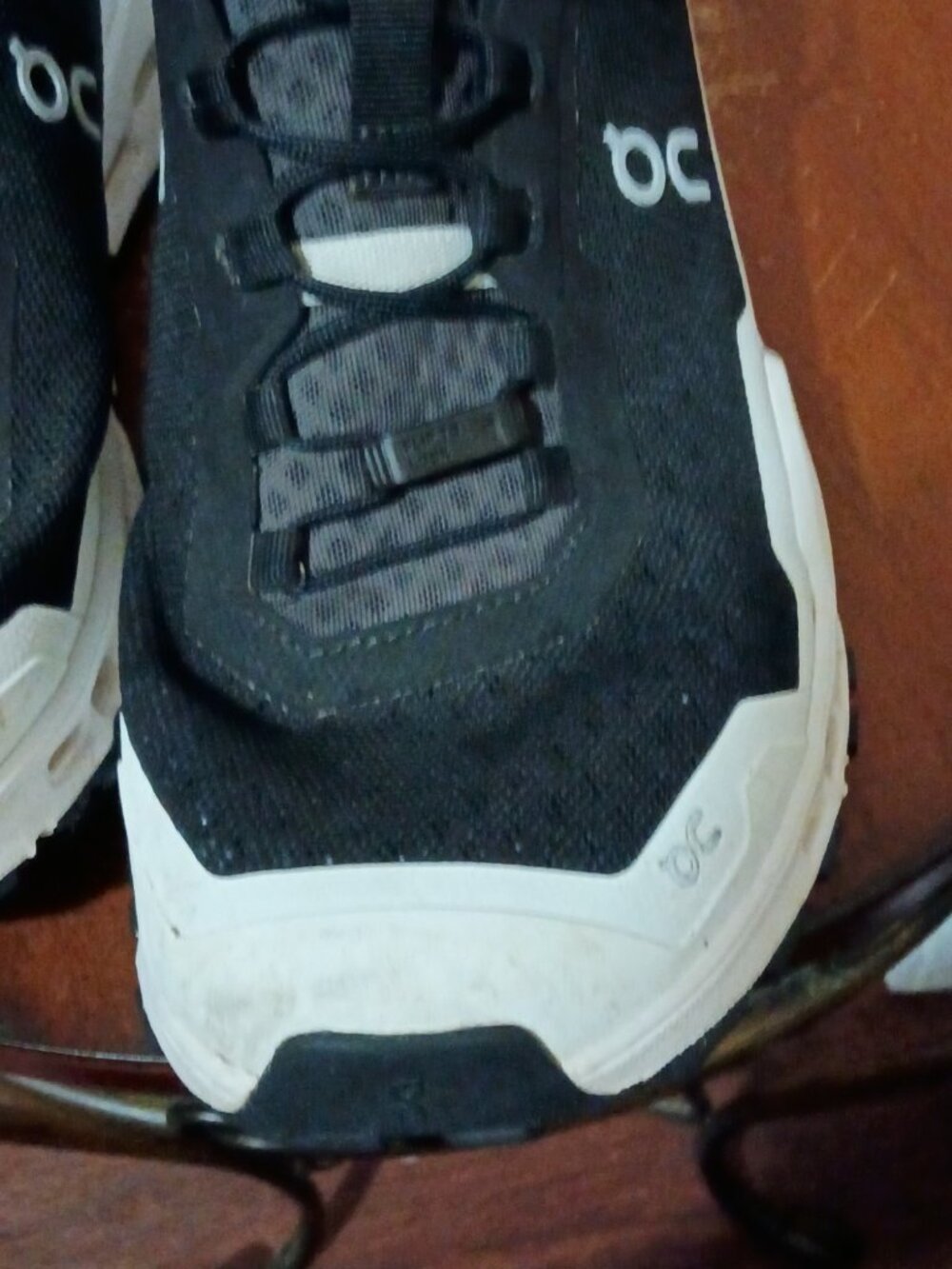 On Cloudultra Swiss Engineering Women's Size 9.5 Running Shoes Black White - Picture 8 of 13